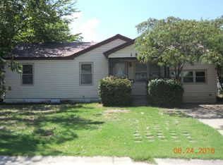 1807 Comanche St, Ardmore, OK 73401