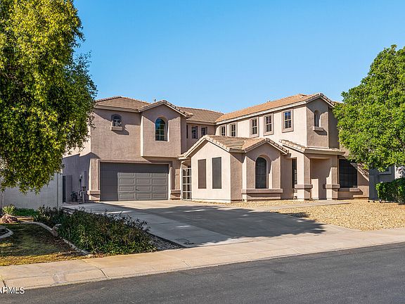 2nd image of 13984 W WOODBRIDGE Avenue