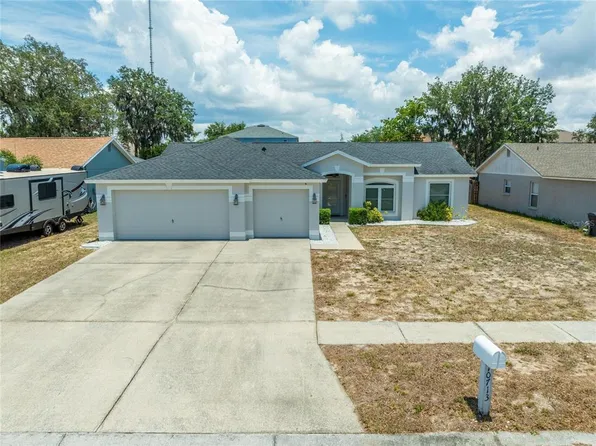 10713 Deepbrook Dr, Riverview, FL 33569