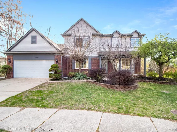 40882 Bluesprings St E, Canton, MI 48188