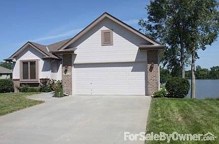 1st image of 19514 Watersedge Cir