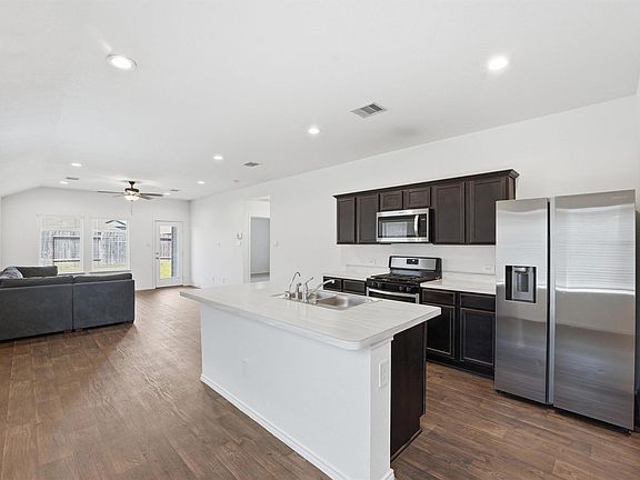 4th image of 2419 Roaming Elk Ct