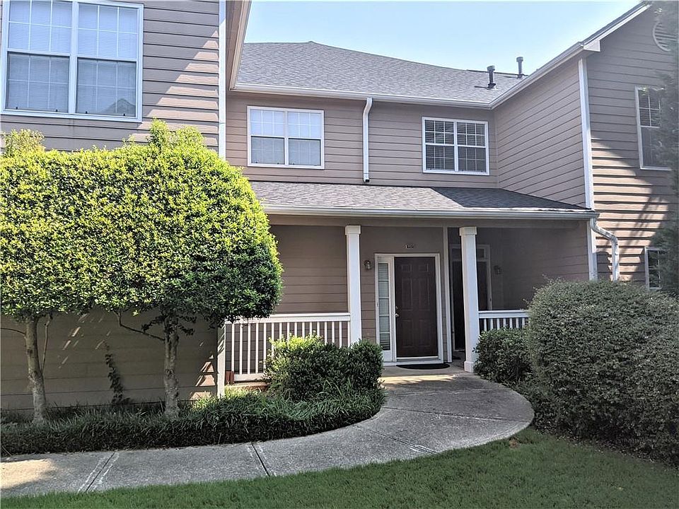 1st image of 910 Vinings Forest Ln SE #910