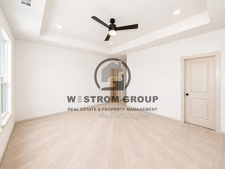 320 Walker Pkwy — Photo 27