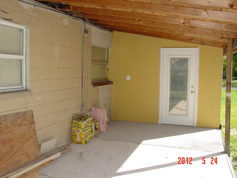 2805 Paine Ln — Photo 16