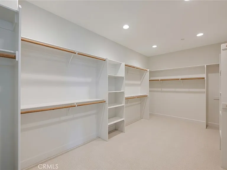 21204 Currant Ct — Photo 58