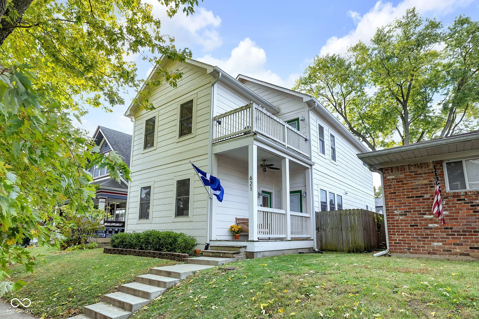 621 Sanders St photo 1