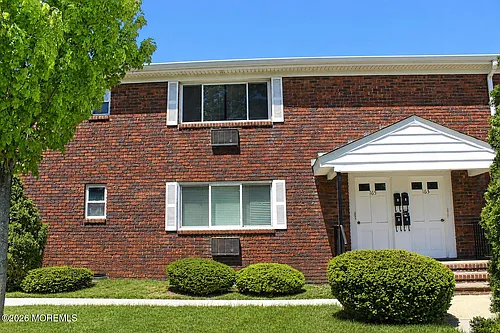 165 Wyckoff Rd #B Photo 1