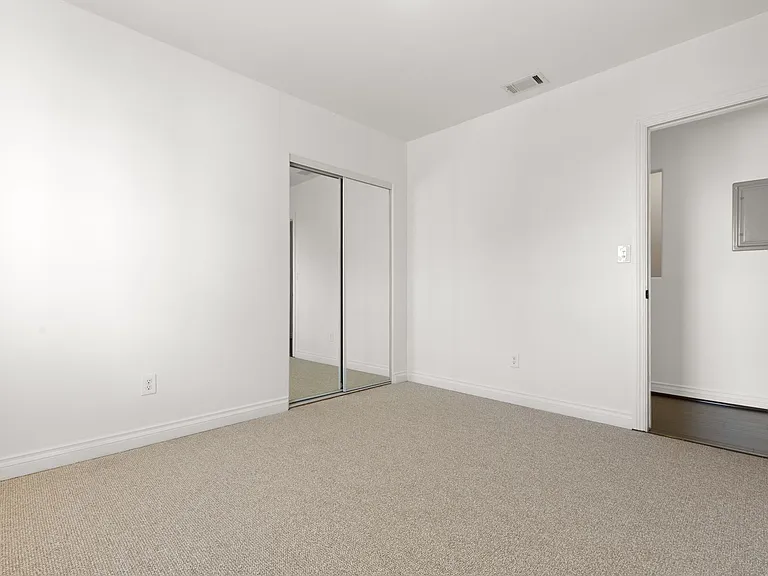 1534 N Soto St — Photo 15