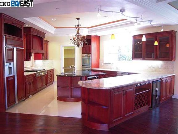 5th image of 40718 Canyon Heights Dr