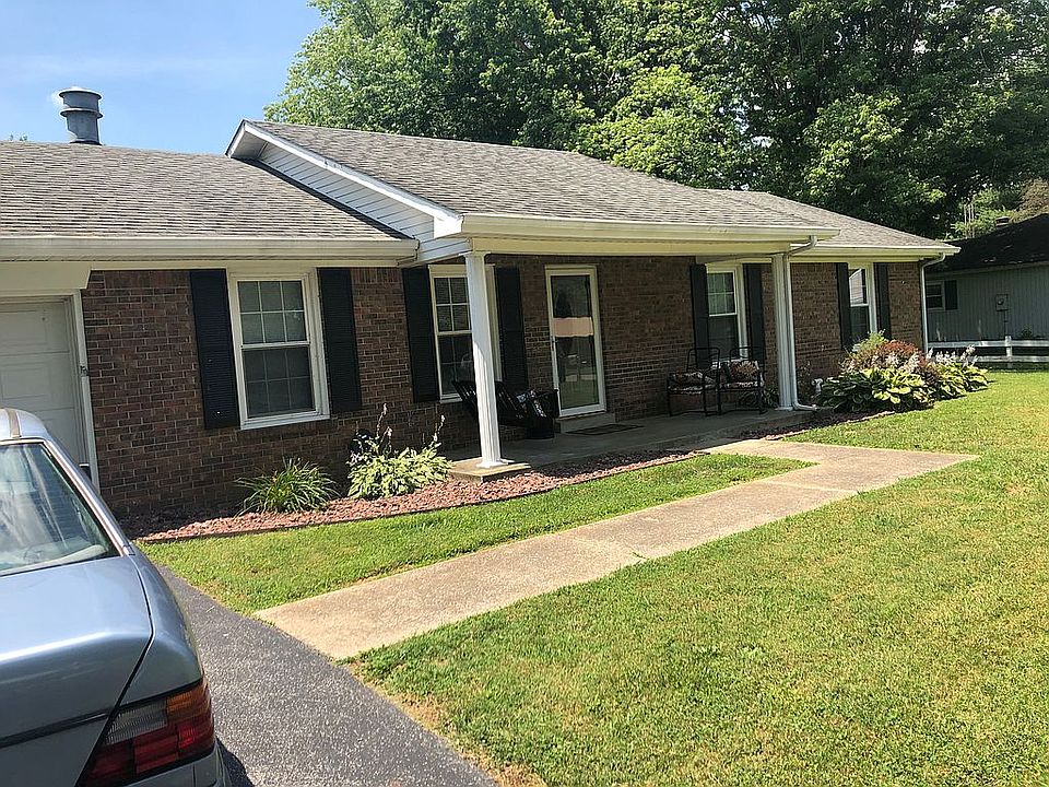 1st image of 901 Parkland Way