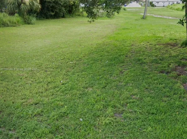 1015 Avenue F, Fort Pierce, FL 34950