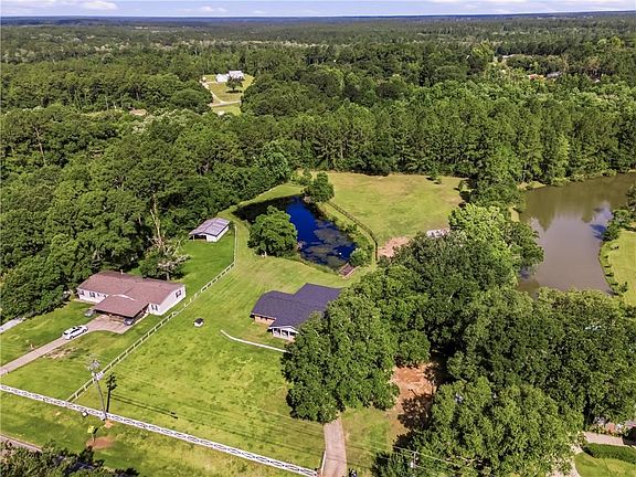 5th image of 3970 Newman Rd