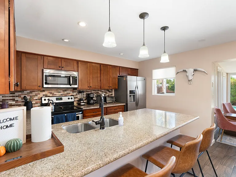 1231 E Diana Ave — Photo 10