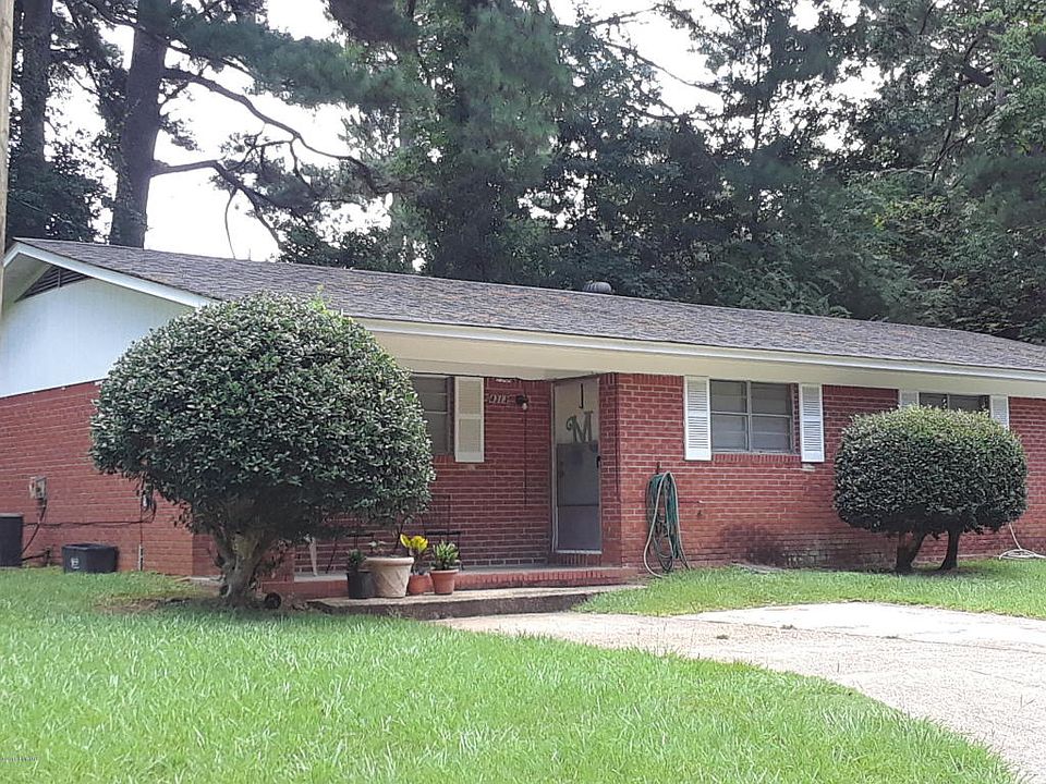 2nd image of 4313 32nd St