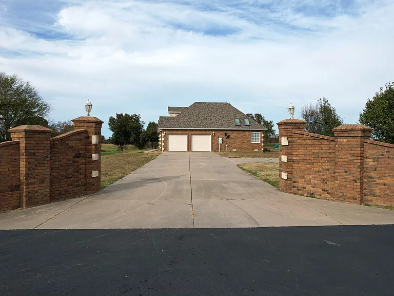 4220 State Highway D — Photo 7