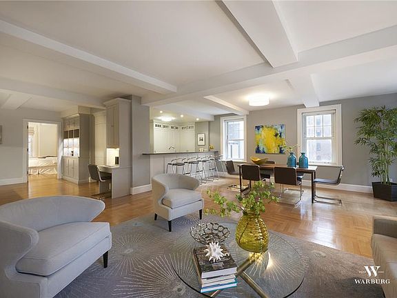 4th image of 27 W 72nd St #502