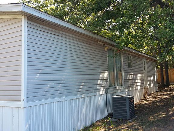 2nd image of 424 N Broadway St Lot 76