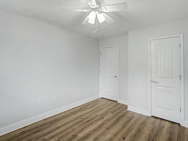 115 SE Cutters Gap — Photo 24