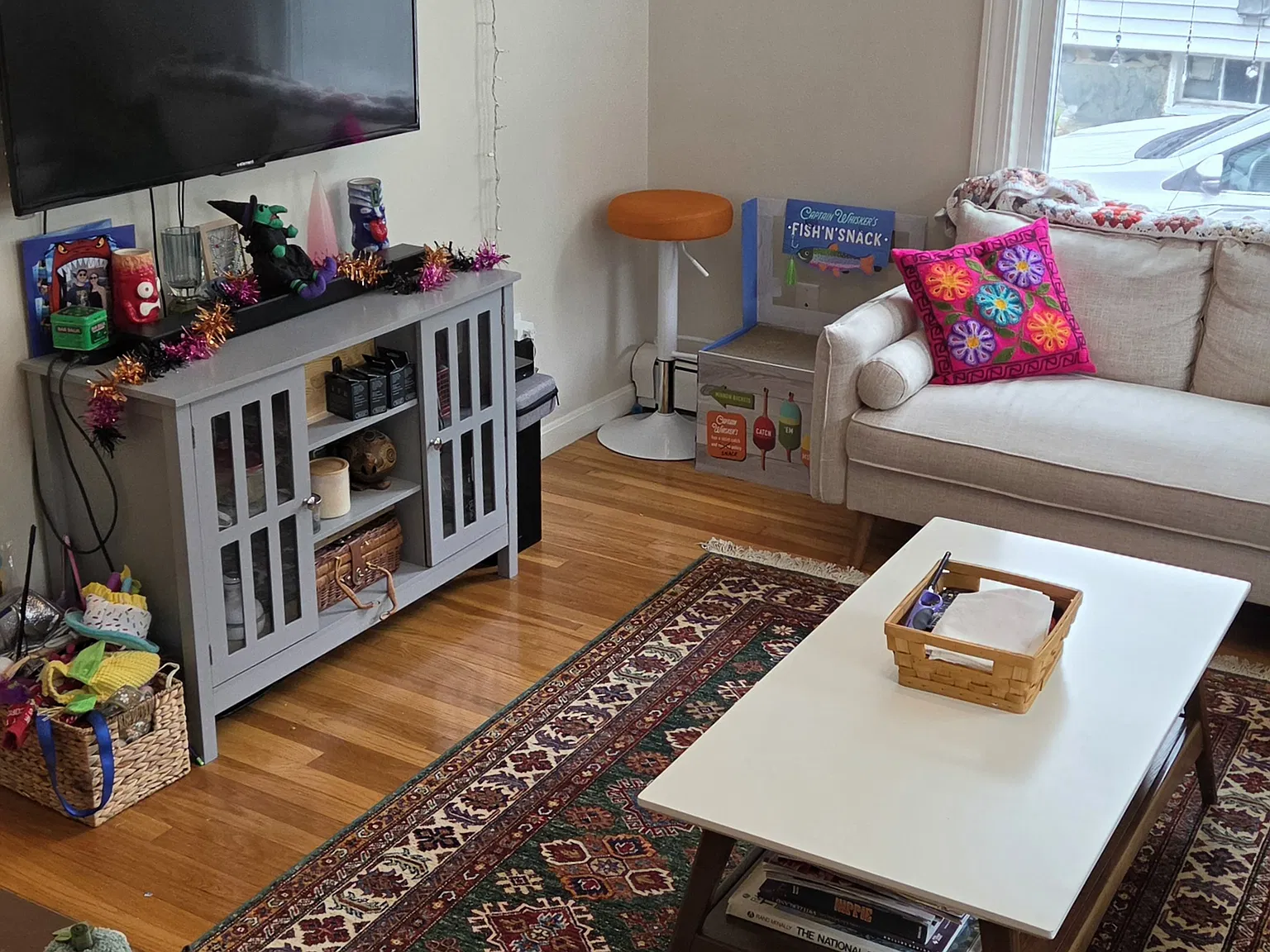 2 bed, 1.5 bath, 1100 sqft, $3,600 — Photo 2