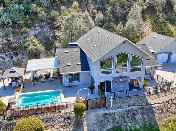 42038 Empty Creek Rd, Oakhurst, CA 93644