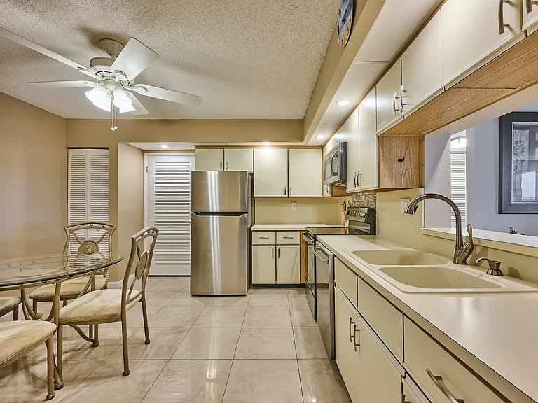 3420 S Ocean Blvd #8W — Photo 56