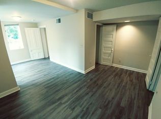 320 S Mendenhall St APT E, Greensboro, NC 27403