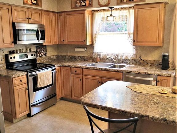 4th image of 9191 Briarbrook Dr NE
