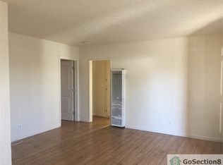 3647 W 104th St APT 2, Inglewood, CA 90303
