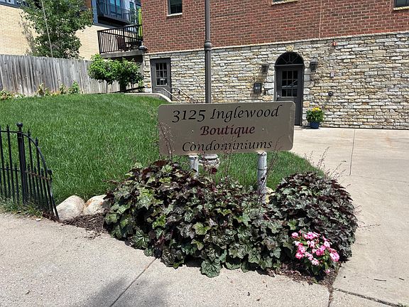 3rd image of 3125 Inglewood Ave S Unit 202