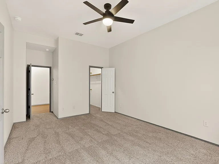 1409 Clear Creek Dr — Photo 24