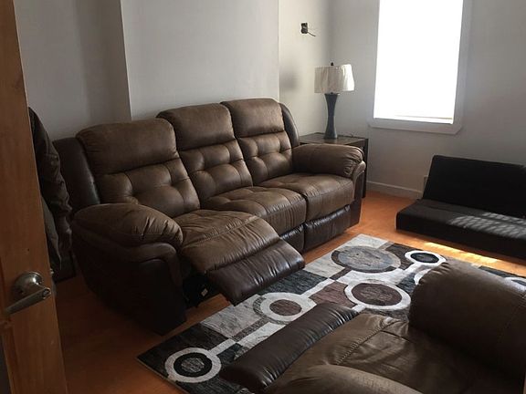 3rd image of 335 Chauncey St APT 4