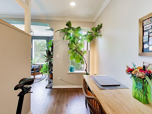 5th image of 6253 N Magnolia Ave APT 3