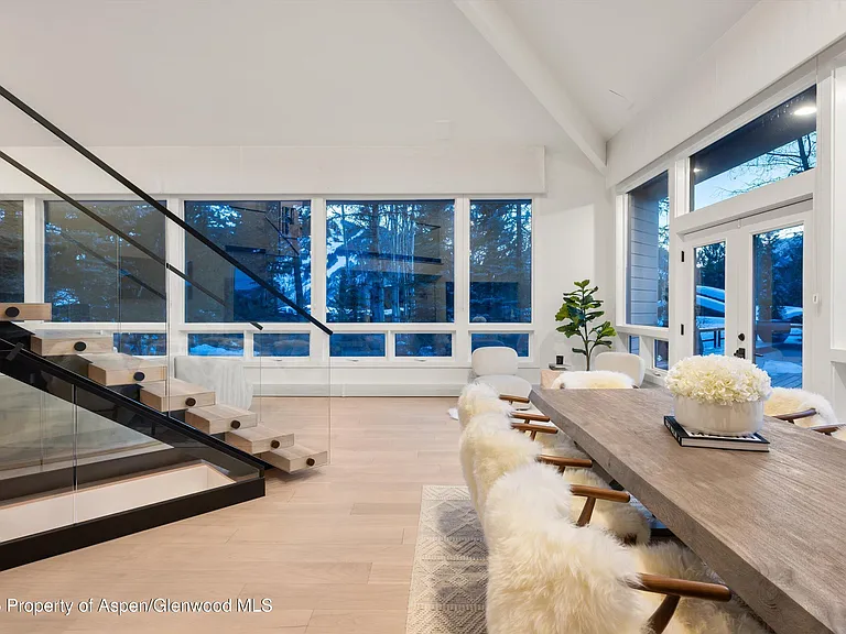 75 Bennett Ct — Photo 6