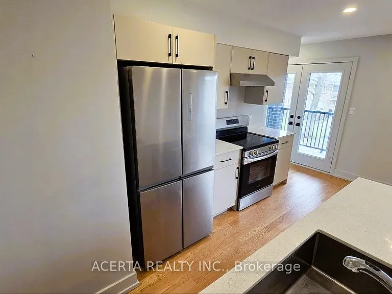 1252 Trenton Ave #B — Photo 3