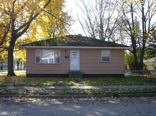 991 Emerson Ave, Muskegon, MI 49442