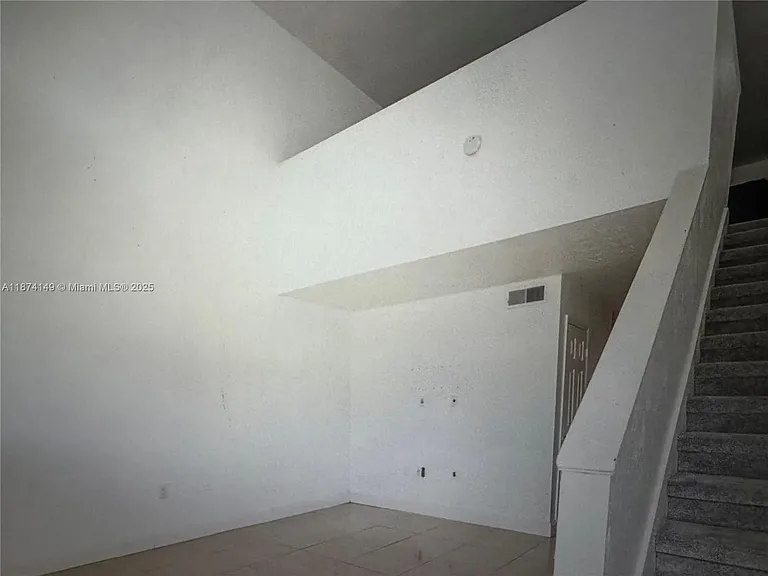 3984 Crayrich Cir #C-5 — Photo 35