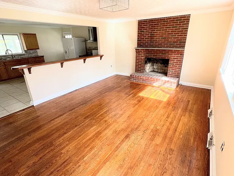 115 Beverly Hills Cir — Photo 3