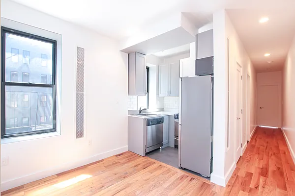 Rented by REAL New York | media 14