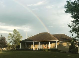 595 W Parmeter Rd, Ionia, MI 48846