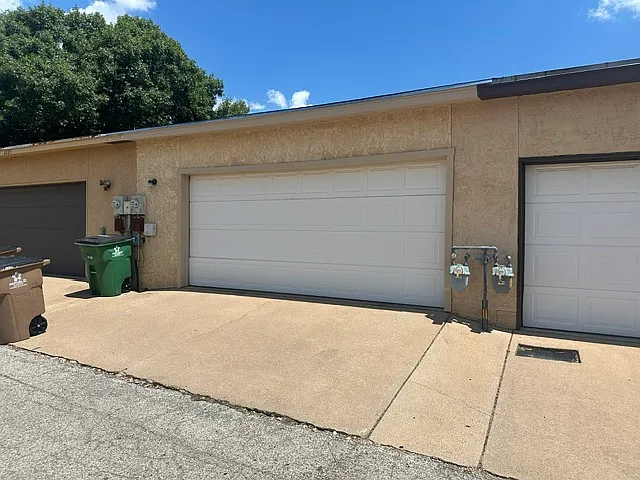 2 bed, 1200 sqft, $1,500 — Photo 4