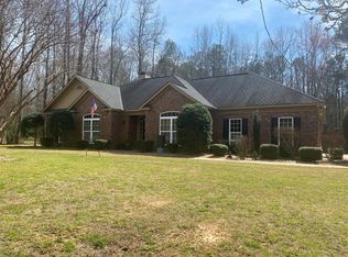 285 Wildwood Plantation Ln, Cataula, GA 31804