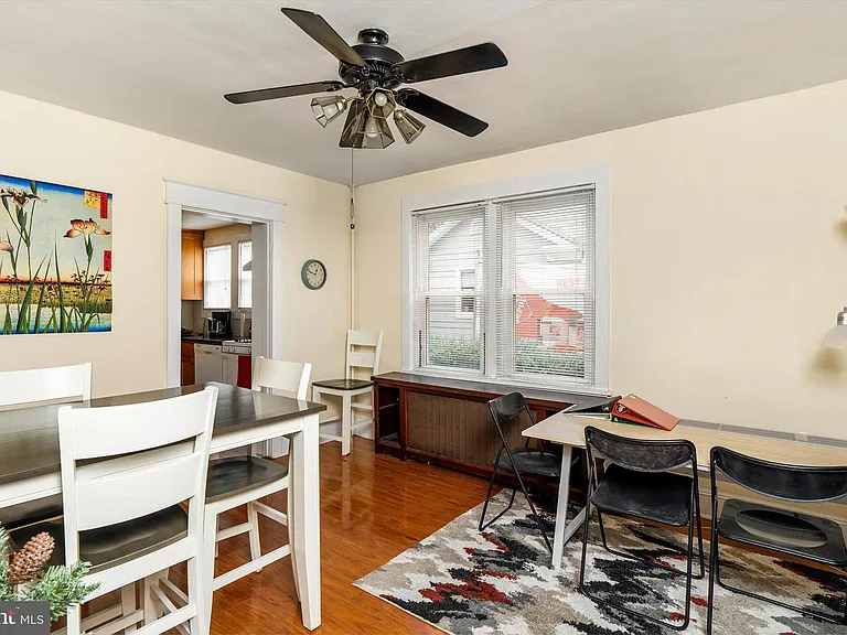 96 Linden Ln #1 — Photo 7