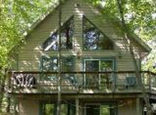 N2518 Cleghorn Rd, Waupaca, WI 54981