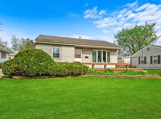 5 Westend Ave, Westmont, IL