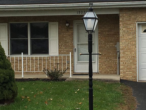 2nd image of 18020 Sand Wedge Dr