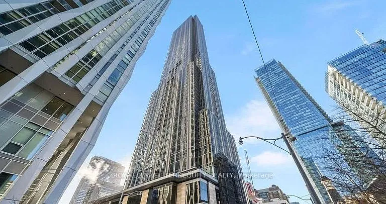 11 Yorkville Ave #4906 — Photo 1