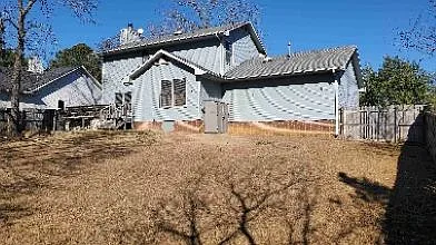 7494 Fairpoint Rd — Photo 2