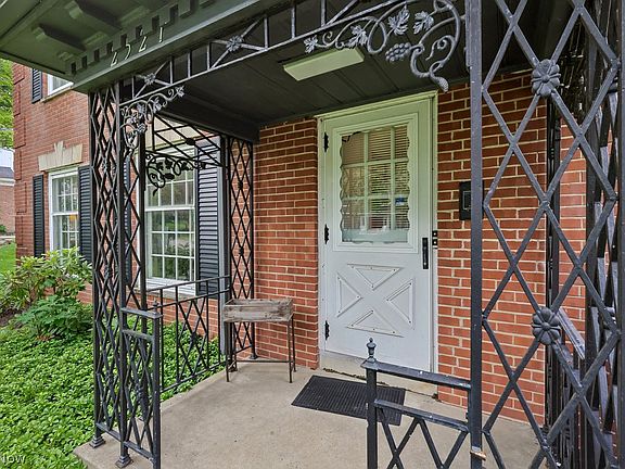 5th image of 2519 Falmouth Rd