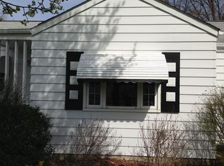 5673 Burns Rd, North Olmsted, OH 44070